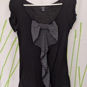 Rue 21 size medium black bow top
